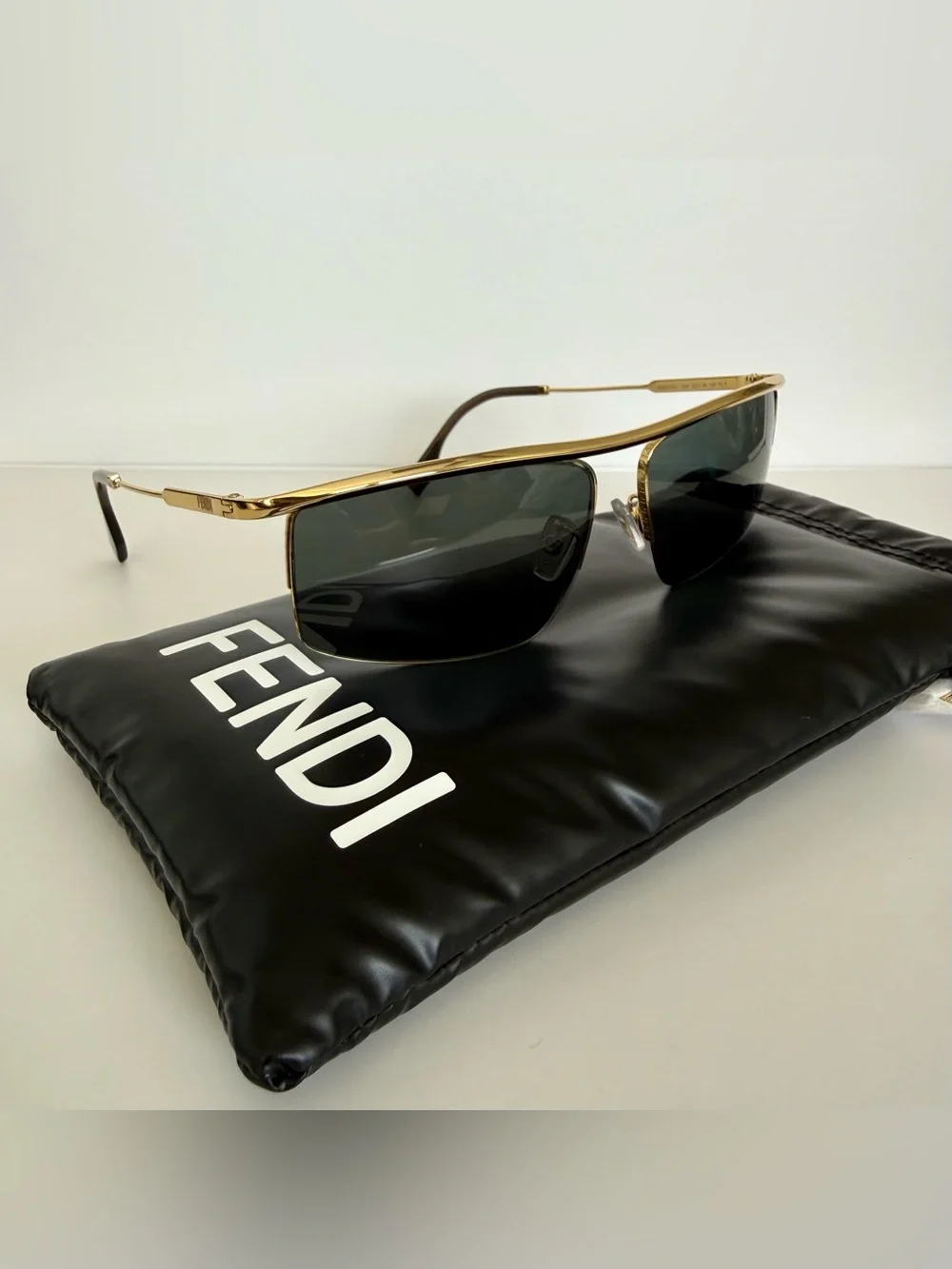 NEW!!! Fendi metal unisex sunglasses FE40141U 30M Authentic